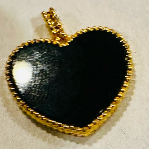 New XL 18K Solid Real Gold onyx heart pendant & necklace chain is gold filled - Picture 3 of 8